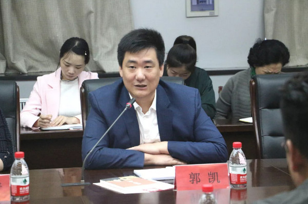 1555916793589748.jpg 配图4 云和数据与郑州商学院校企合作项目百度电商学院成功签约.jpg